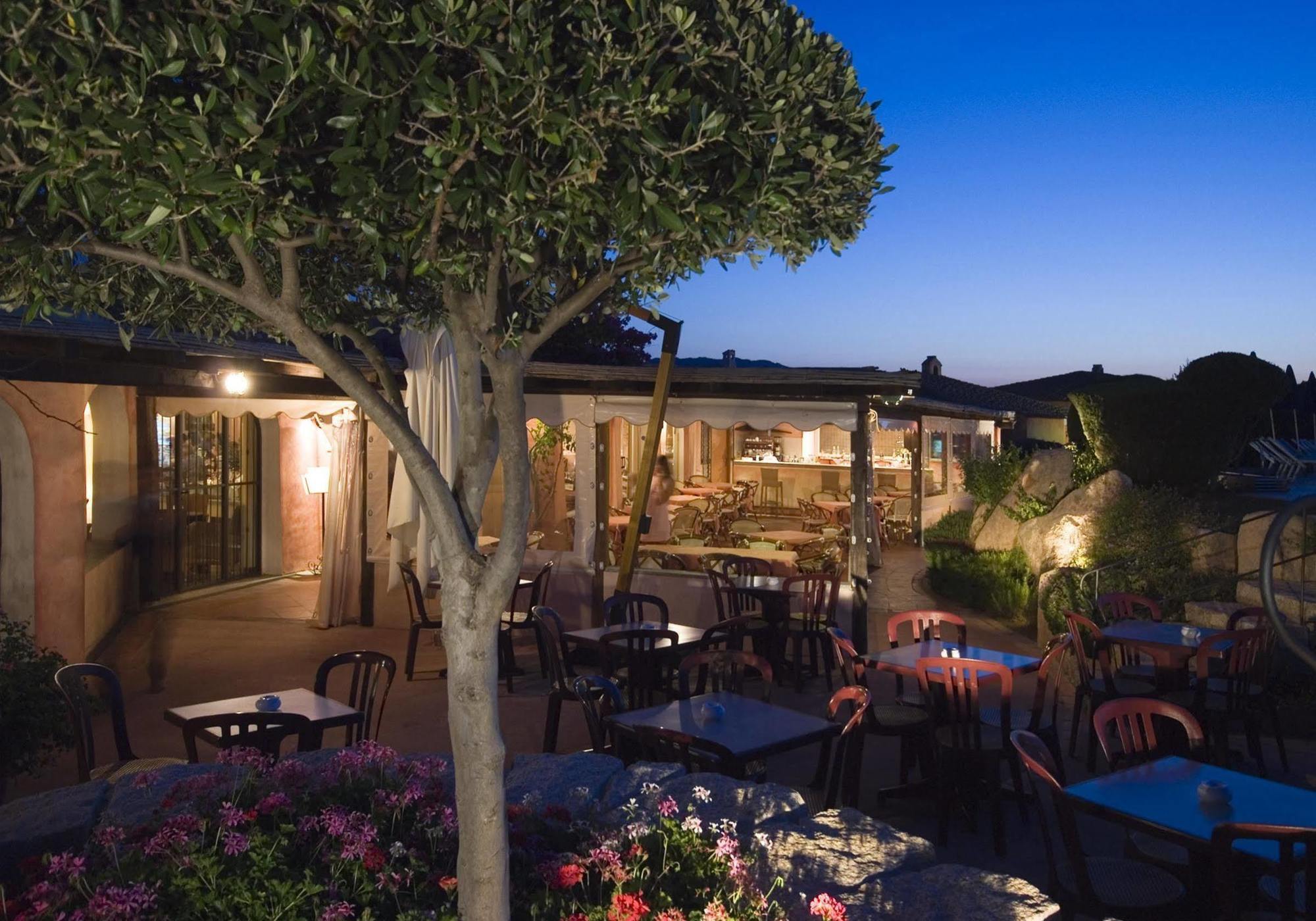 Colonna Resort Country & Sporting Club 切尔沃港 餐厅 照片